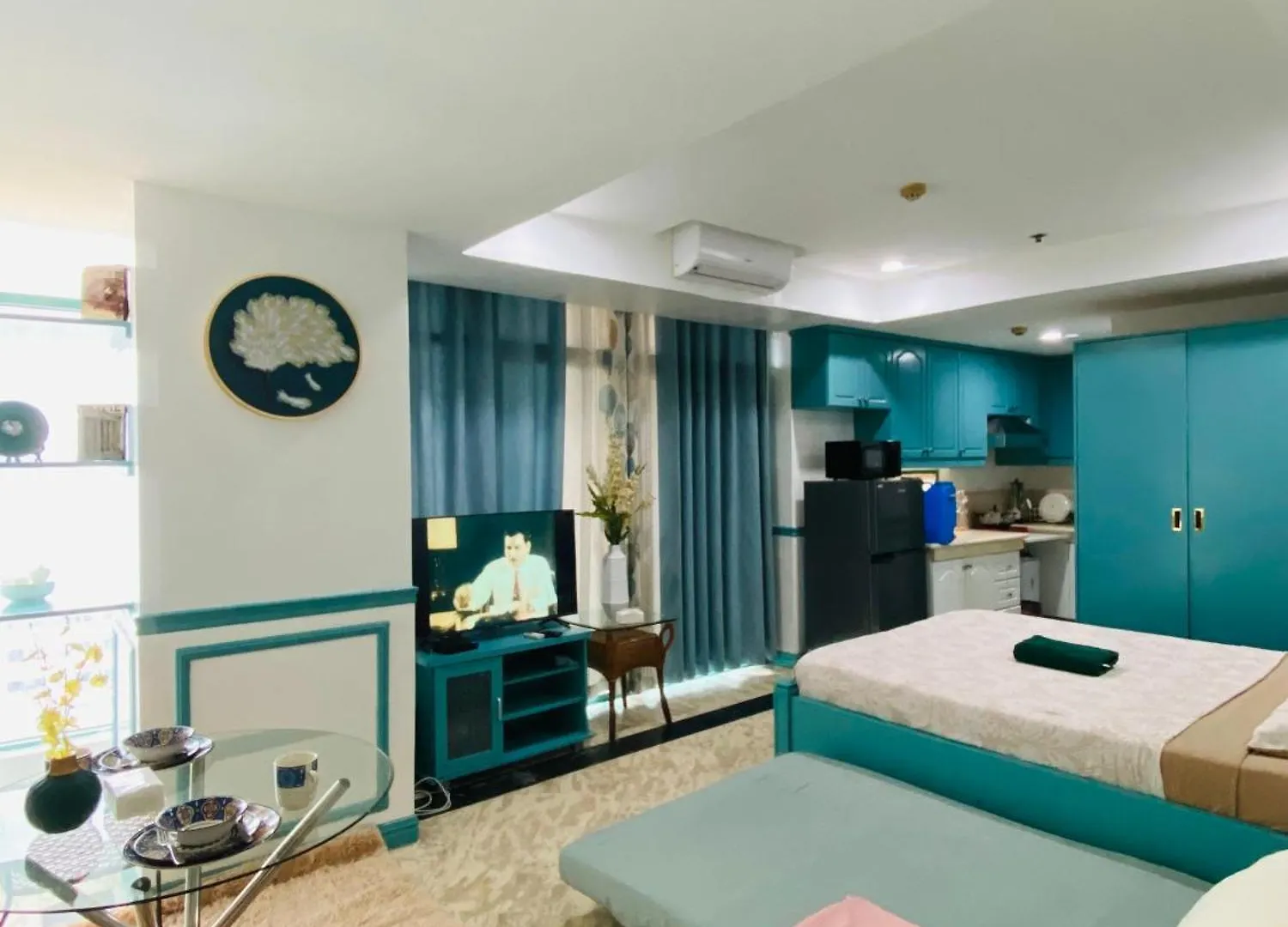Baywatch Tower Hotel Manila